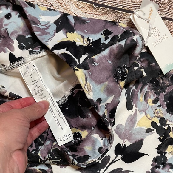 NWT SzLG Balance Collection floral leggings - Picture 2 of 4